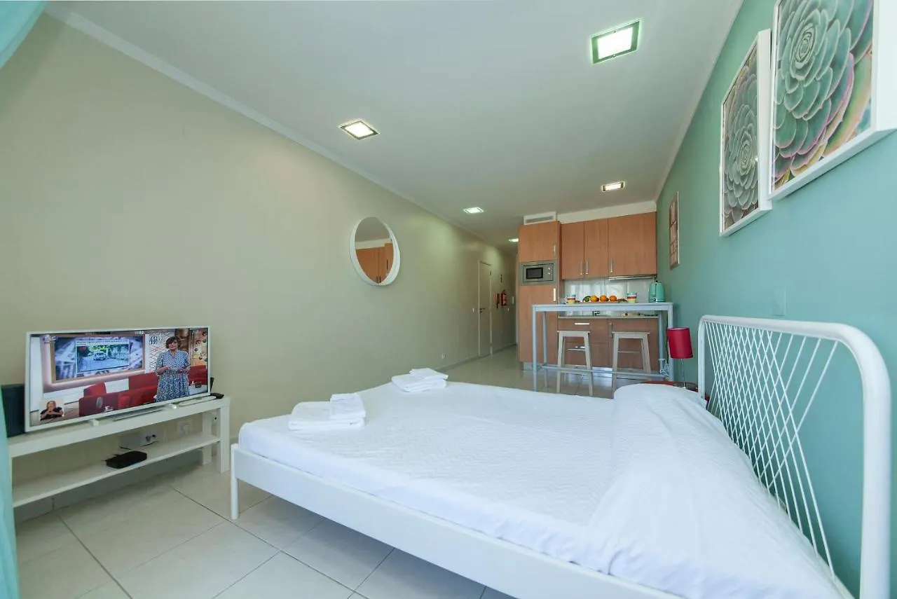 A36 - Avenue Flat In Lagos 0*,